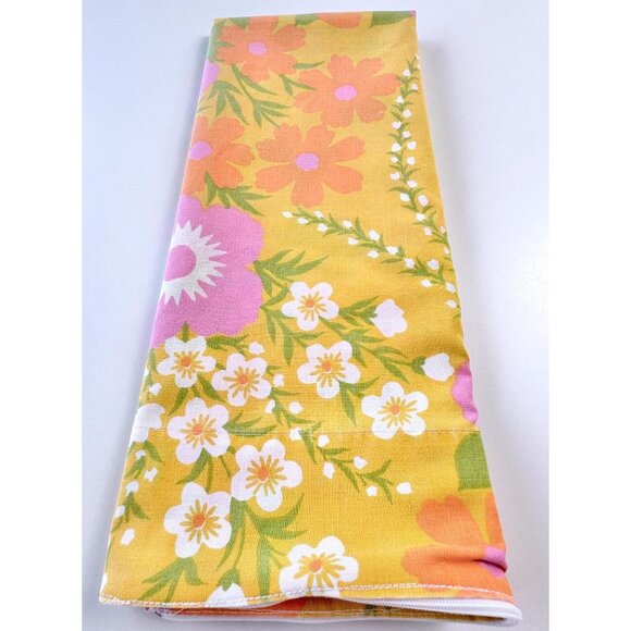 Vintage 70s single pillowcase, orange pink white flower power, modified zipped - Picture 8 of 10